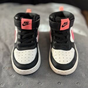 Nike Kids' Court Borough Mid 2